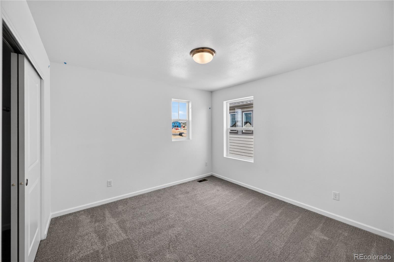 28430 E 4th Place