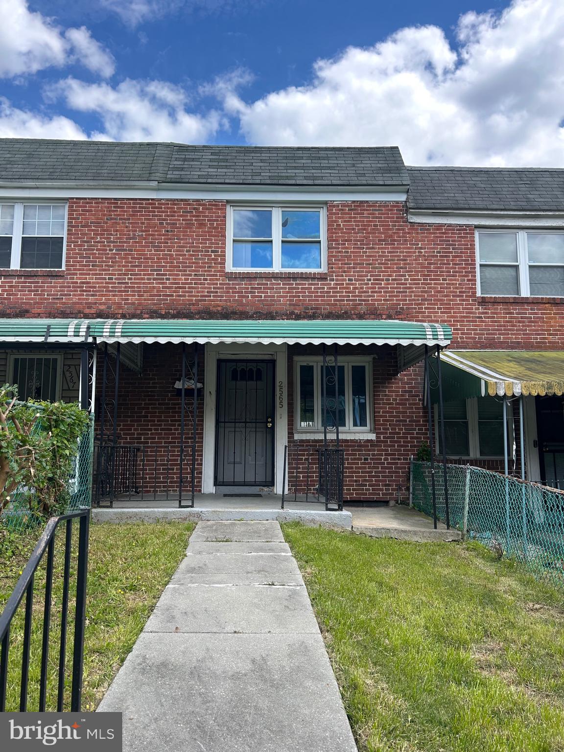 2565 Cecil Ave  