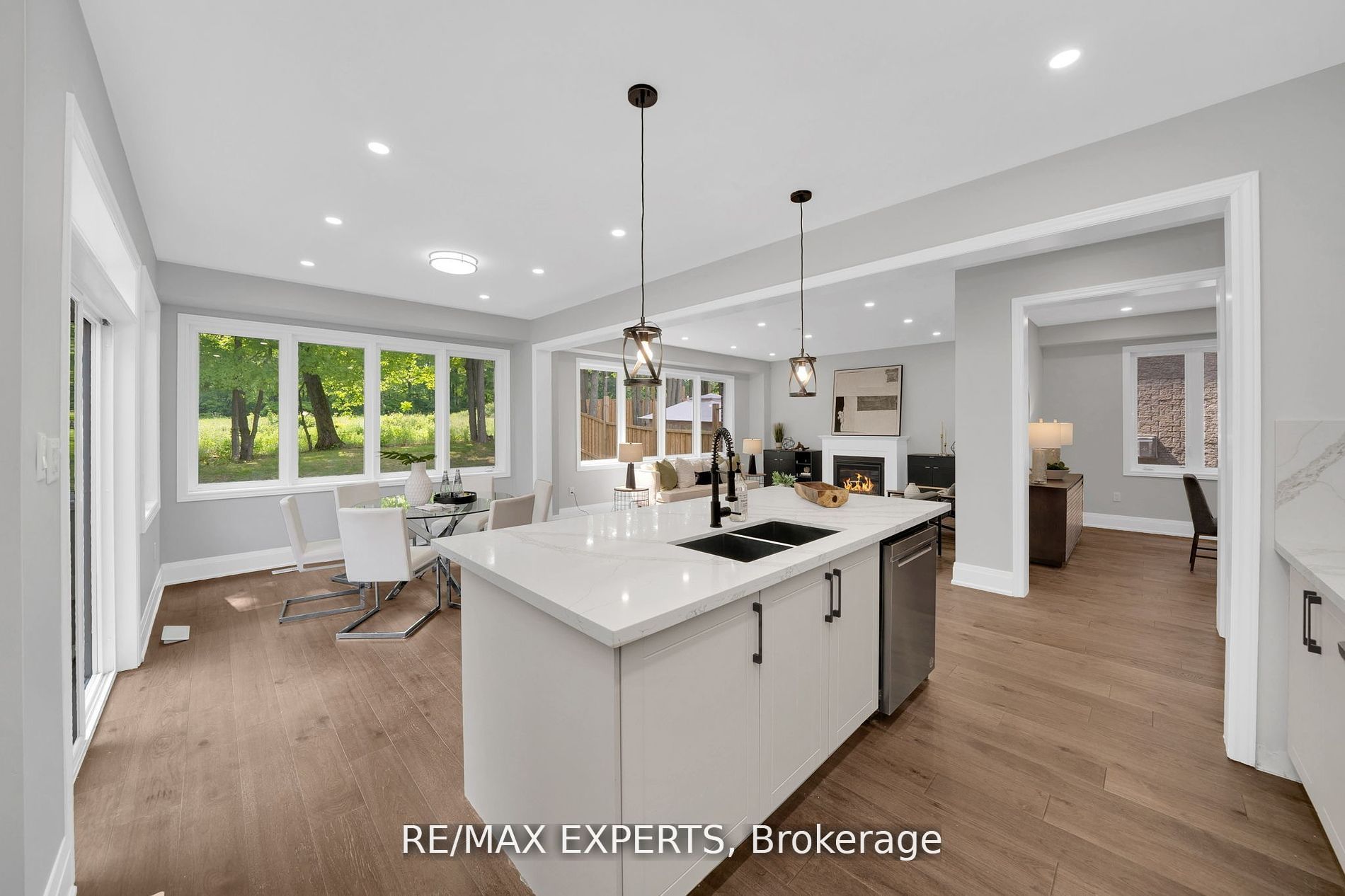 131 Highlands Blvd