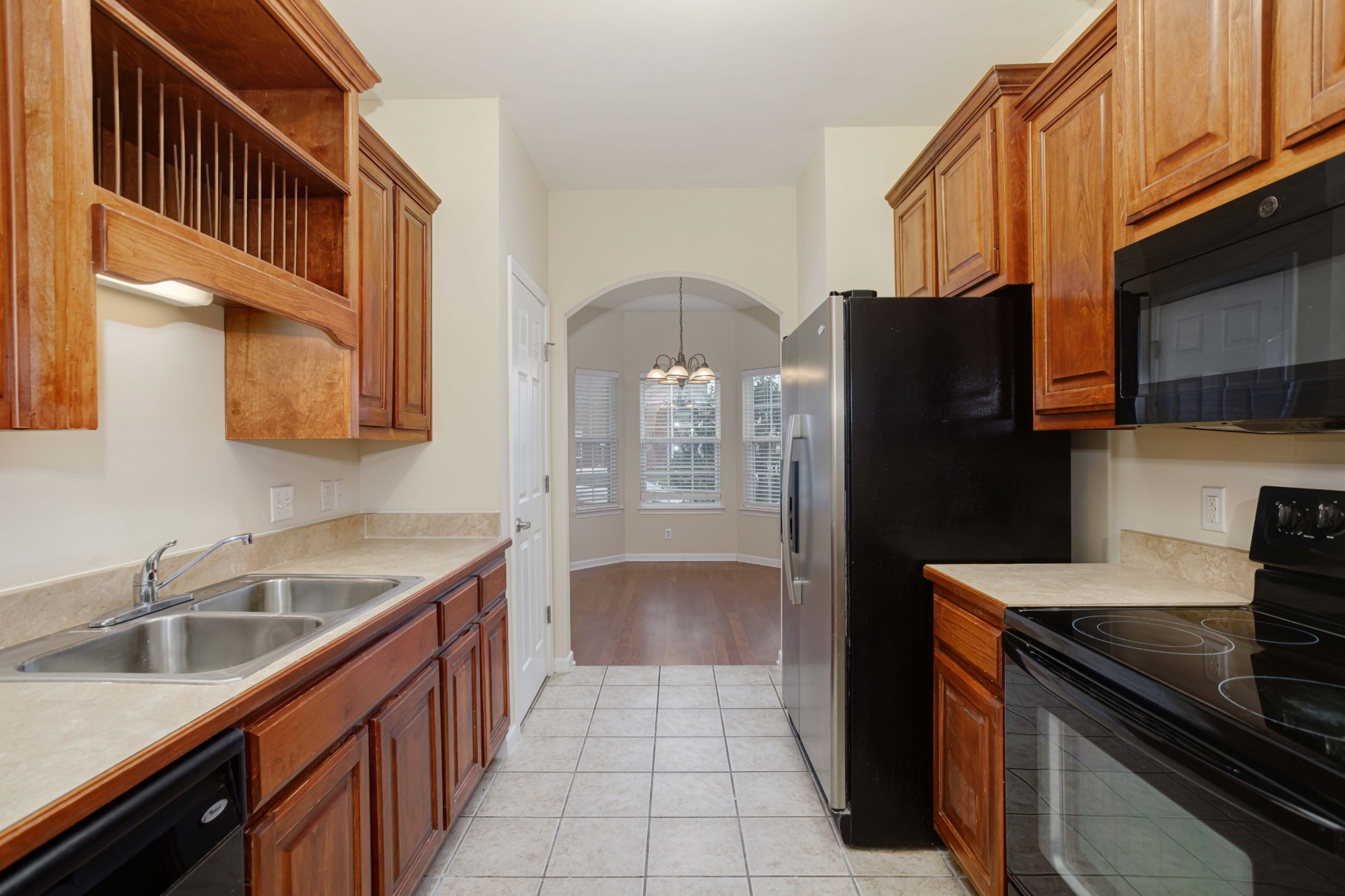 908 Indian Ridge Circle