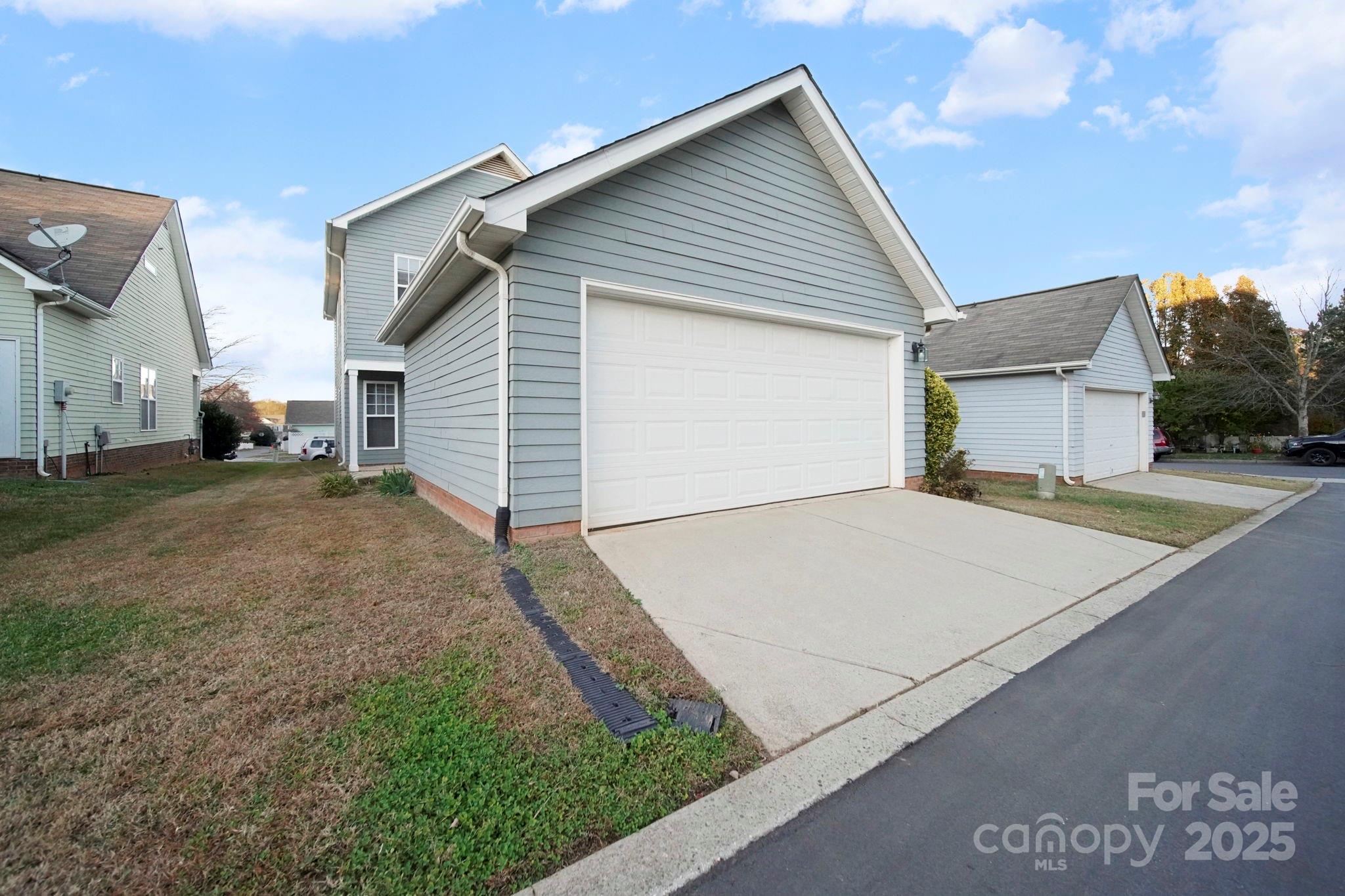 136 E Morehouse Avenue