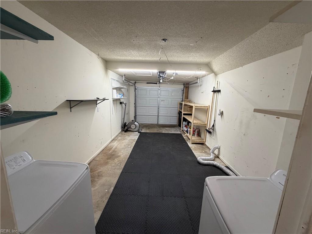 1512 Colonnade Drive