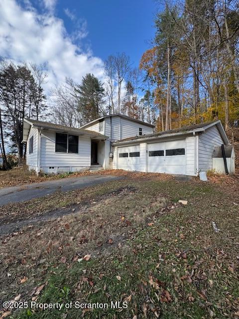 12078 Creek Road