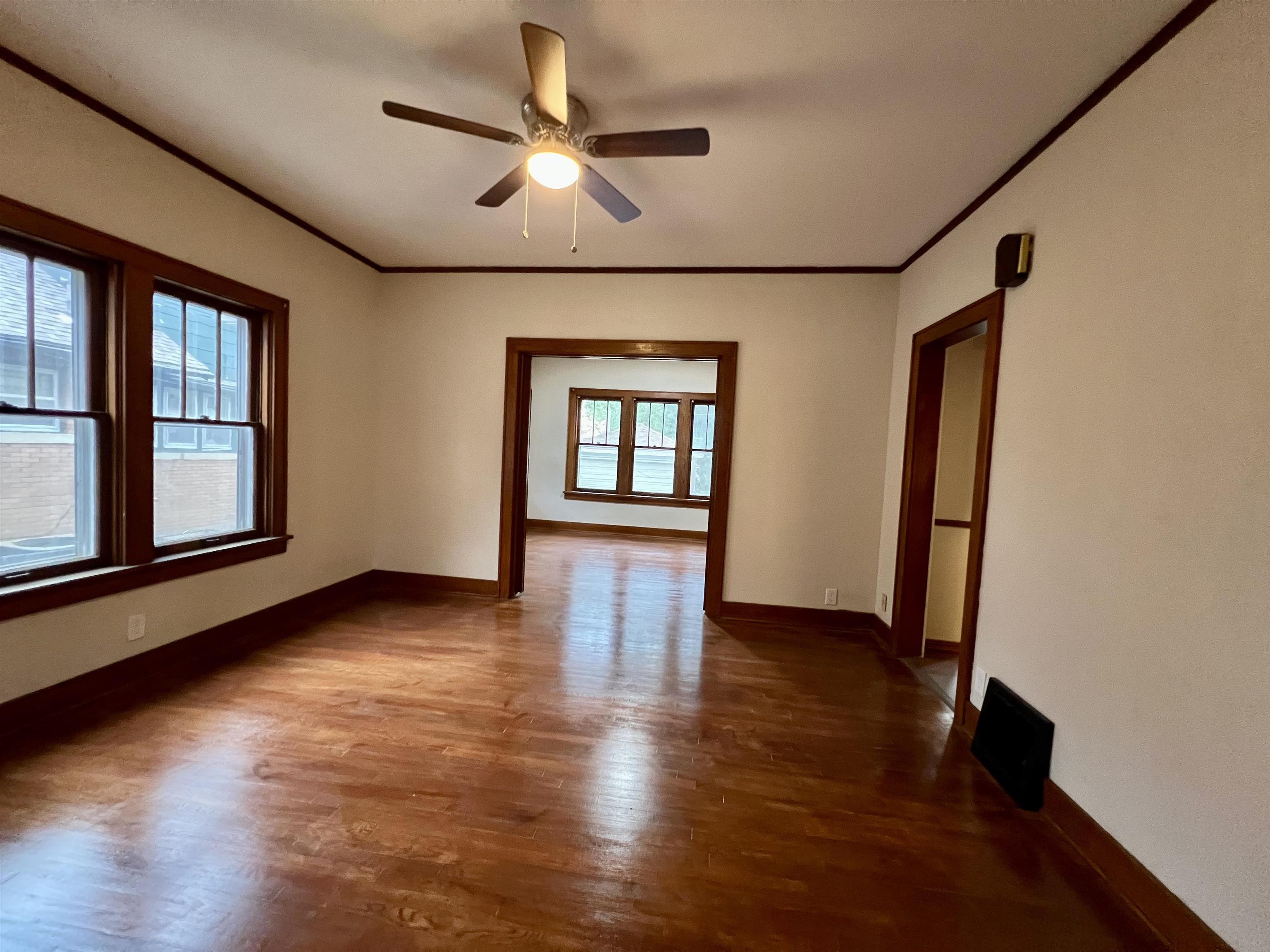215 N 3rd