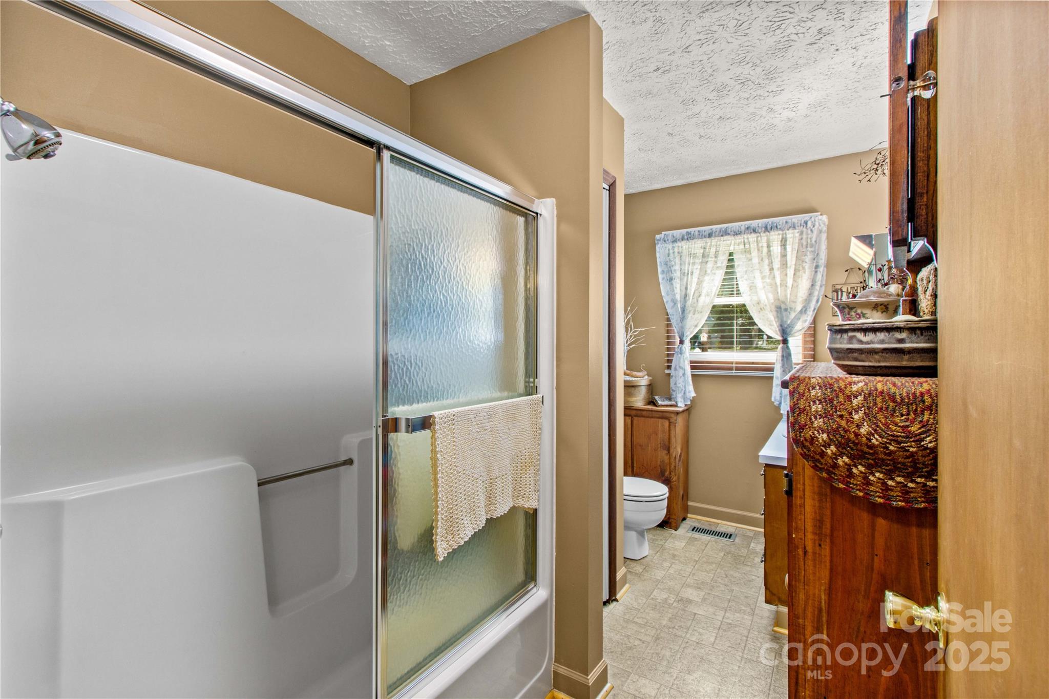 784 Whites Farm Road