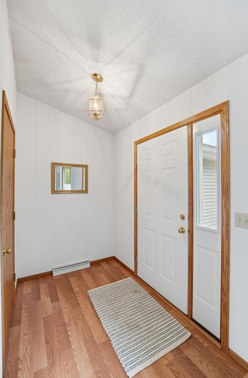 1850 E 49th Street SE