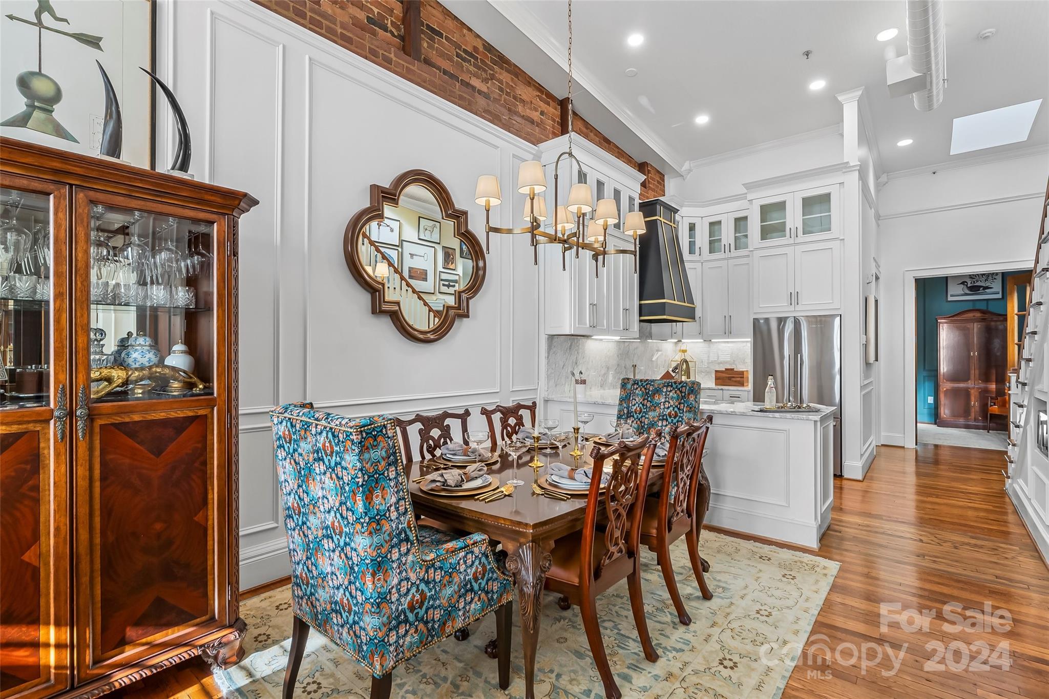 118 W Union Street A