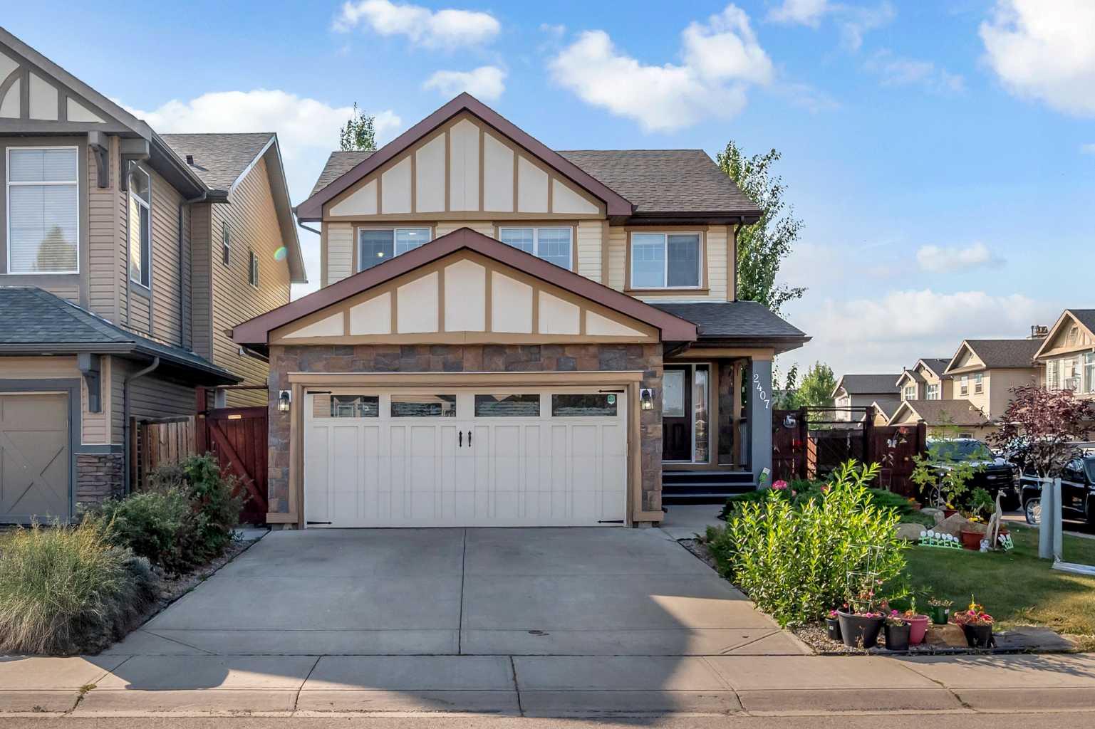 2407 Kingsland View SE