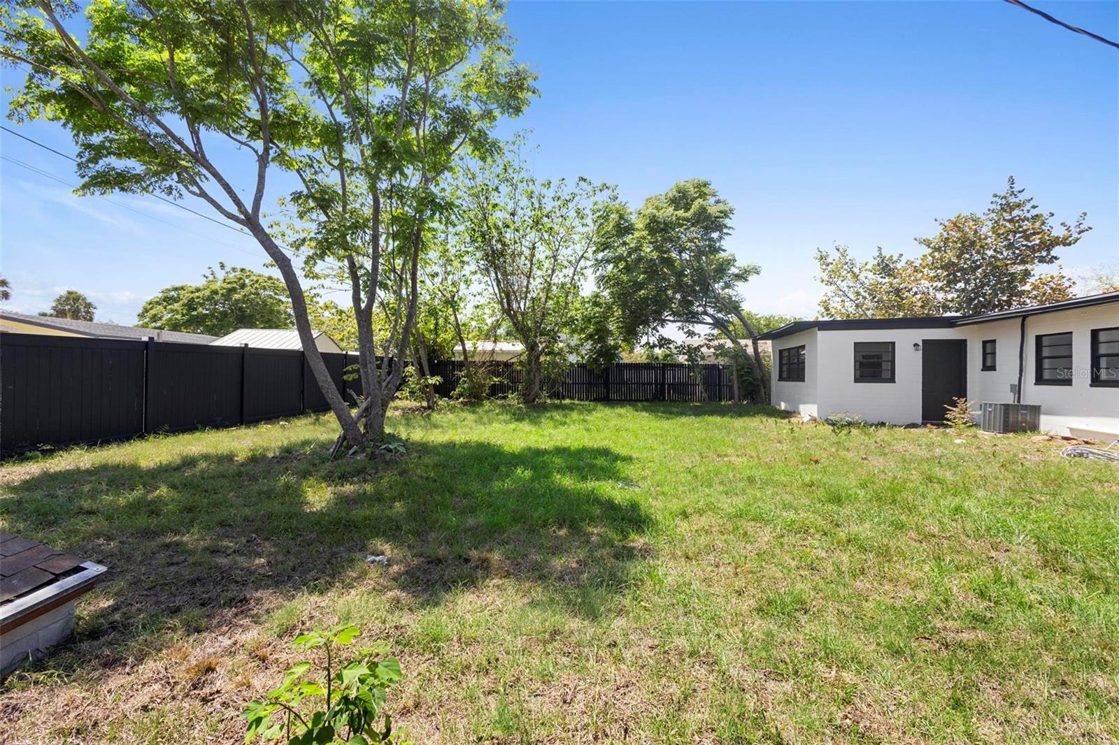 2675 Mimosa Lane