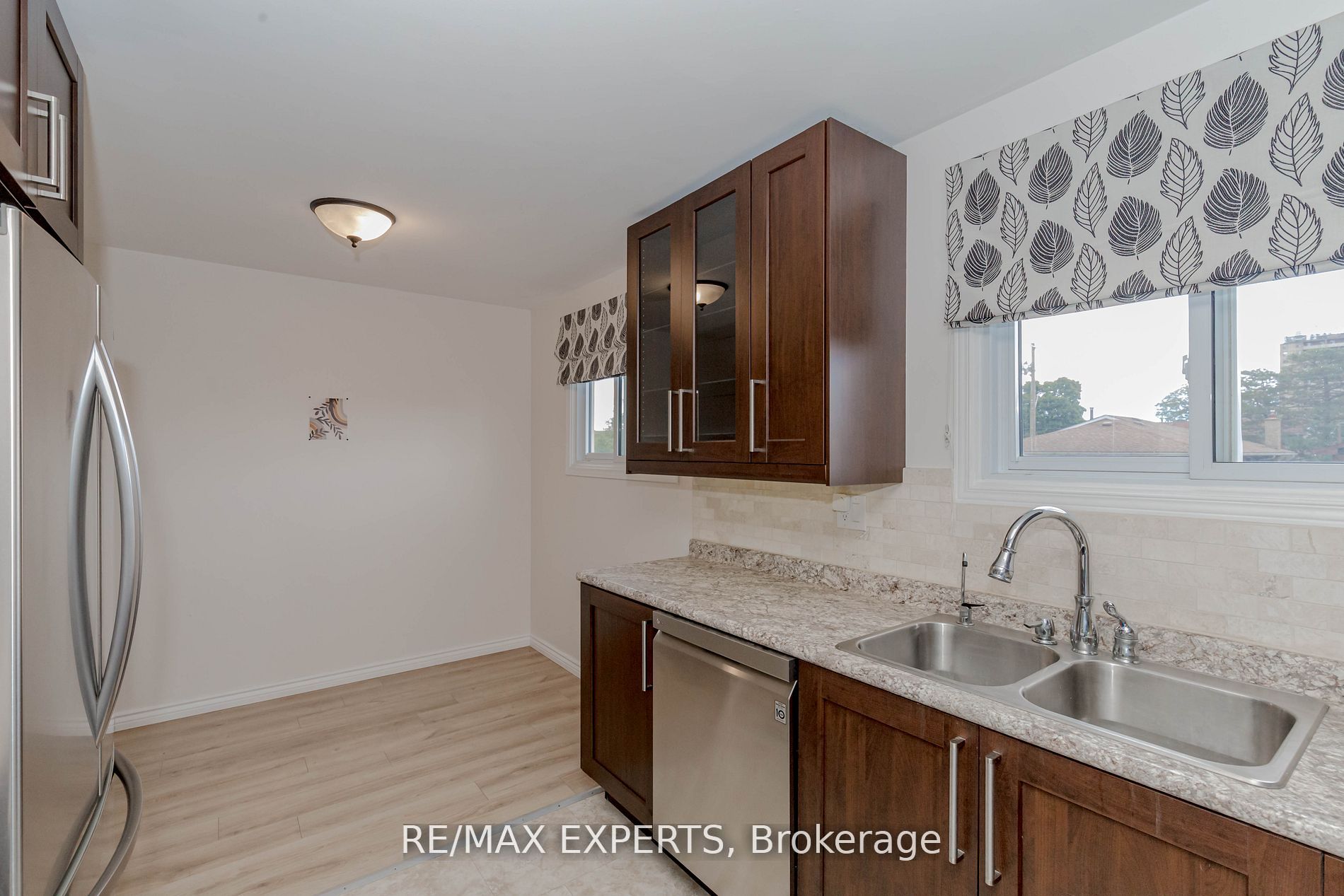 34 Bow Valley Dr 9