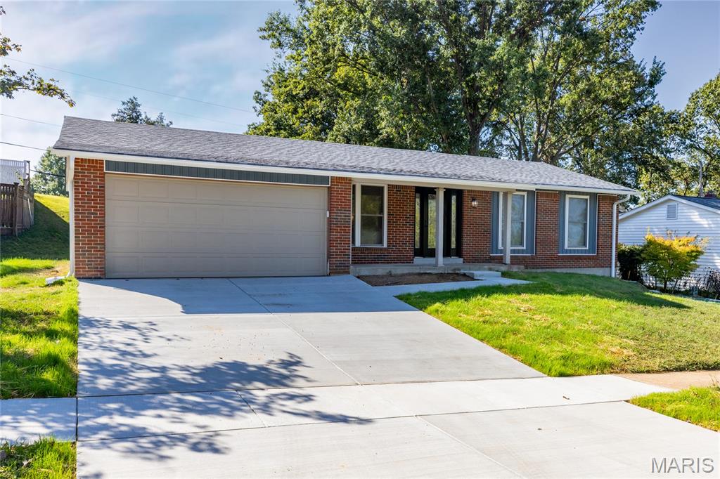 2766 Chalet Hill Drive