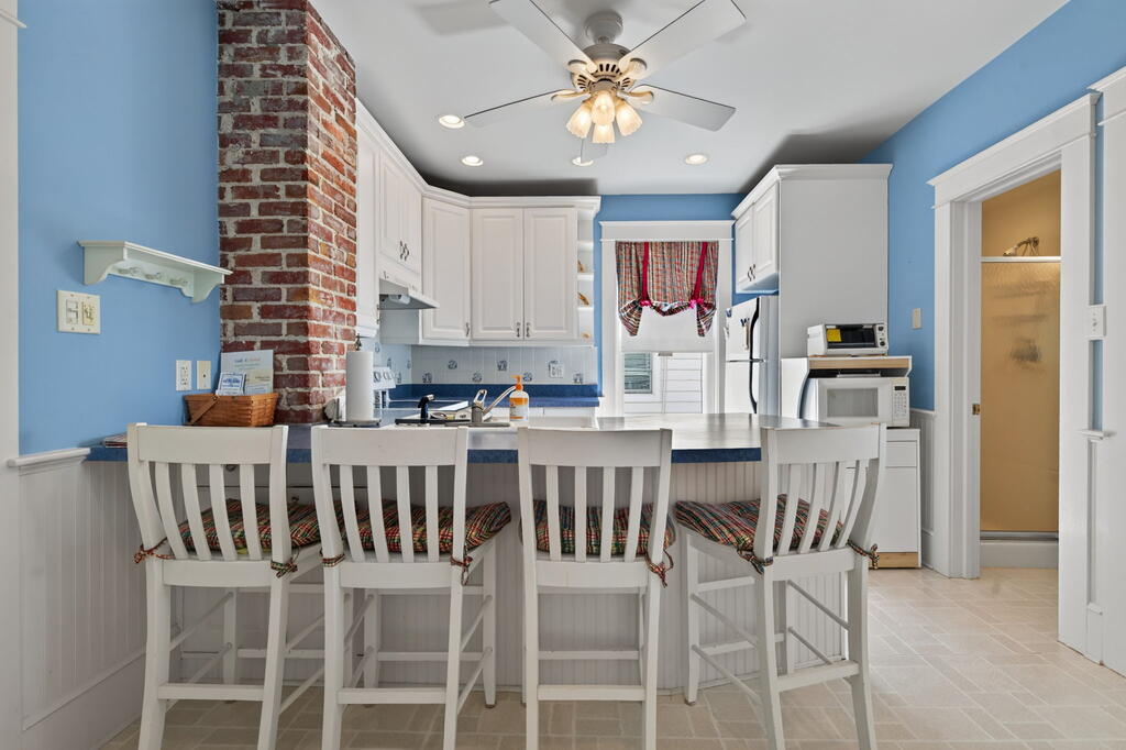 507 Harbor Ave 5