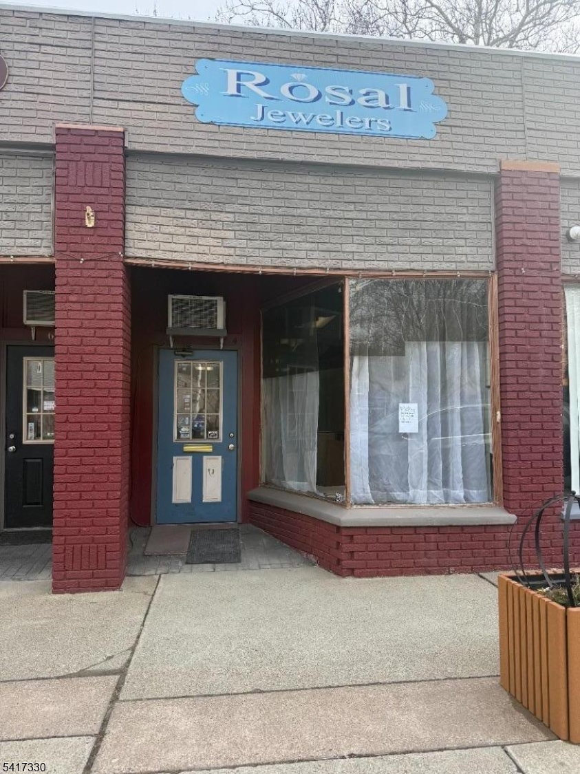 4 Market St