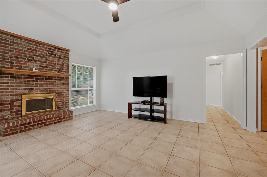 742 S Valentine Drive
