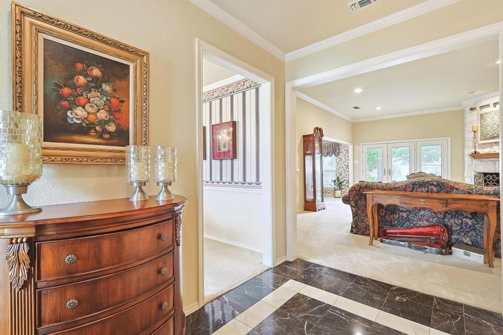 1512 Estates Way