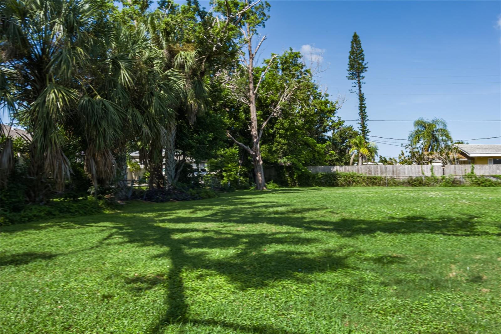 2605 27th Avenue Drive W