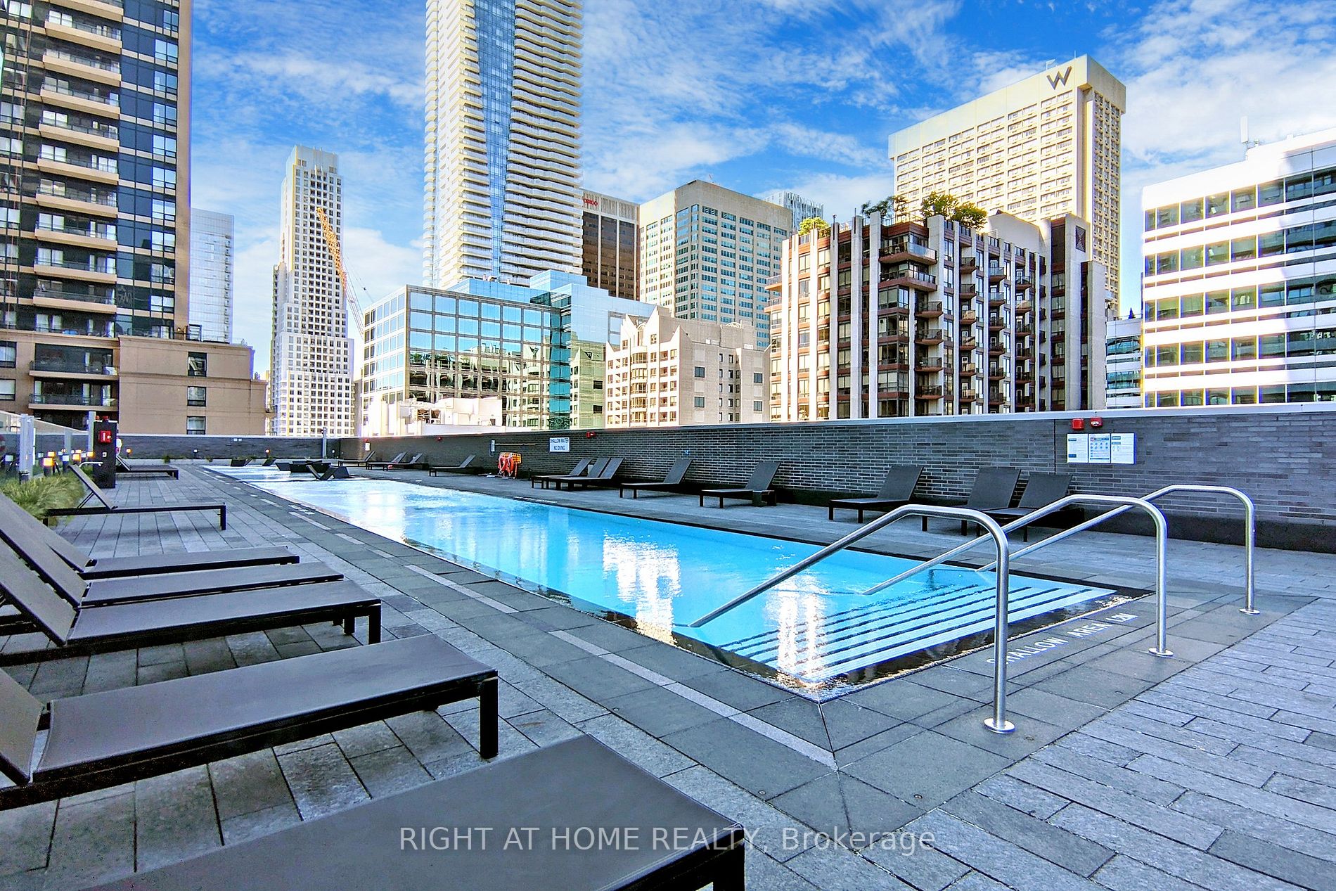 50 E Charles St 2607