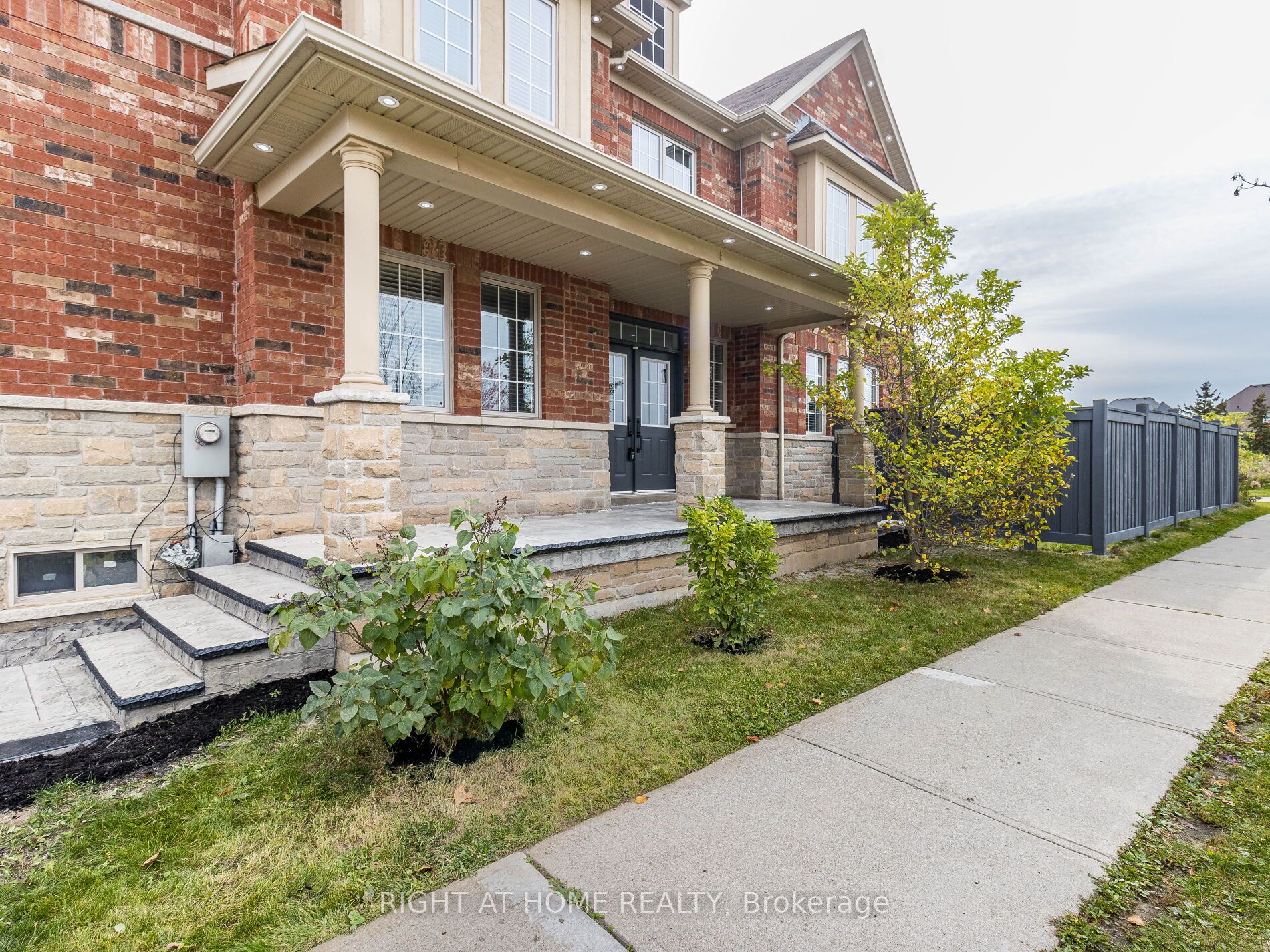 280 Wrigglesworth Cres