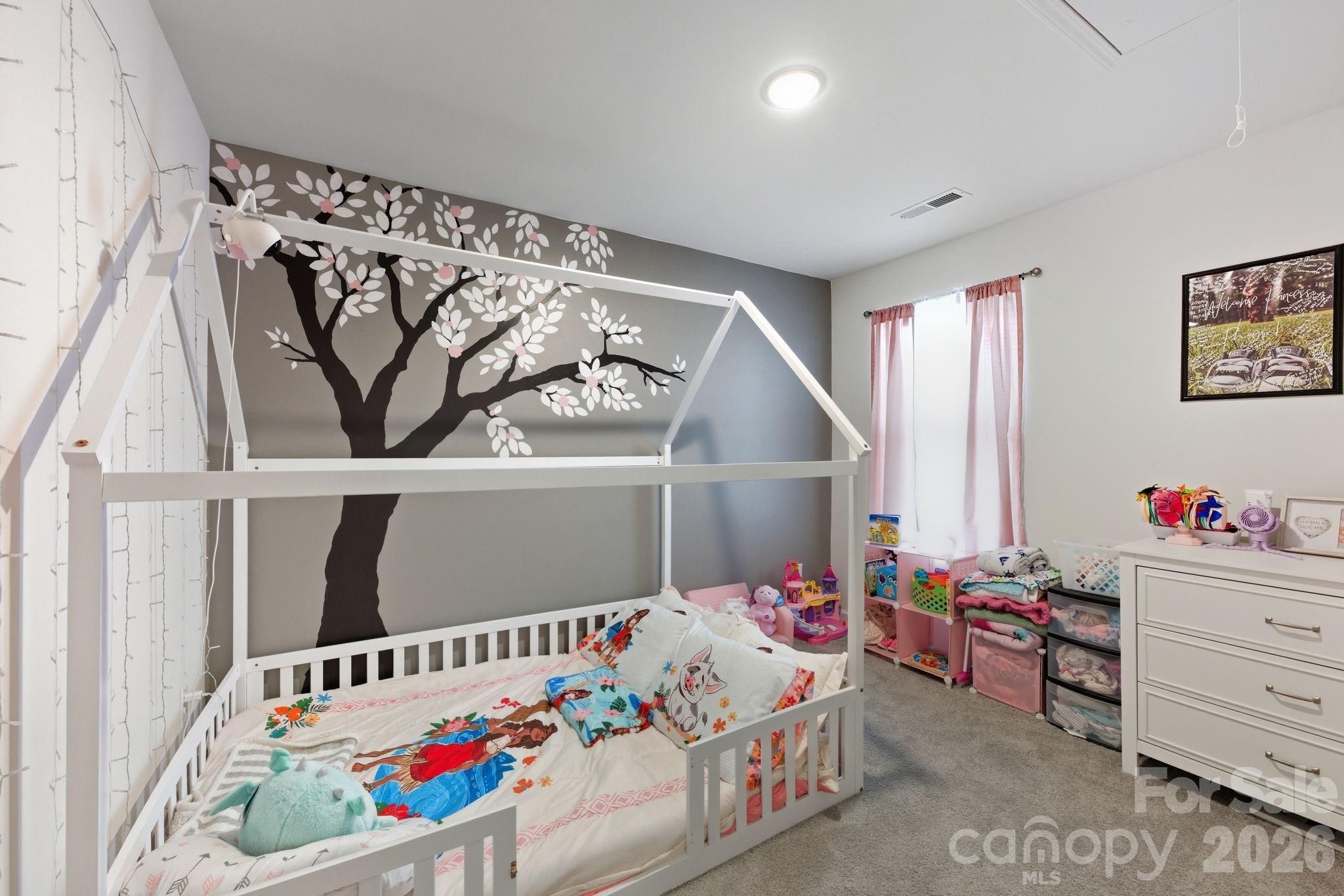 609 N Mulberry Street