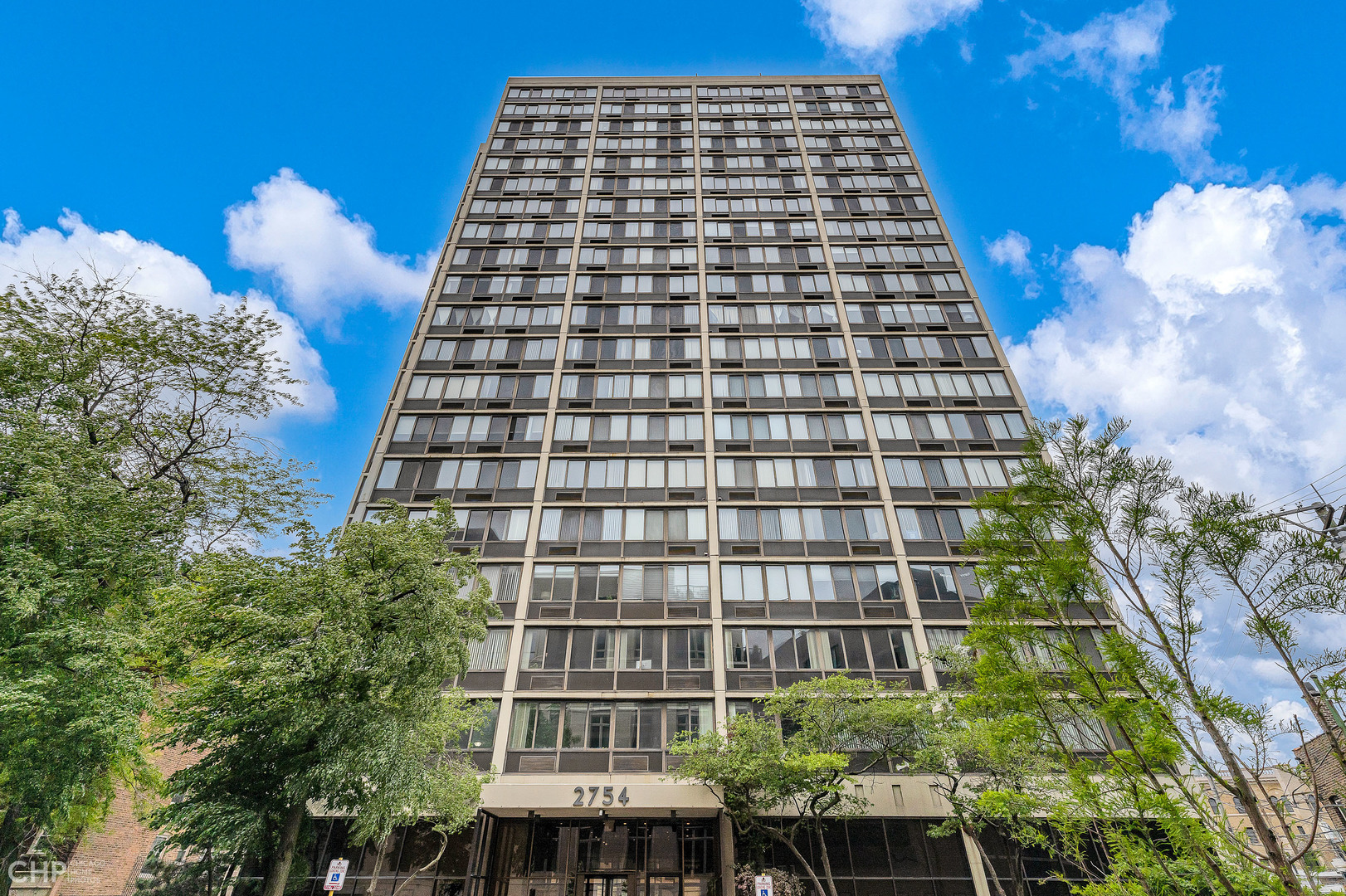 5 LAKE VIEWS in Lincoln Parks' best kept secret- The Hampden Towers! Lake MI, the gardens of Lincoln Park, the conservatory, zoo and many bike and walking paths are at your beck and call!  On a quiet side street close enough to Diversey and Clark for all your worldly needs- this building is a gem. Entire lobby with its wall of windows was redesigned in 2024. Amenities are top notch with a rooftop pool and deck, party/movie room, exercise room, bike room and common laundry- BUT....unit 1706 has IN-UNIT WASHER and DRYER and will be retrofitted with new riser plumbing before the end of the month!    Unit has nearly new appliances (w/d older) nearly new bathroom with elongated shower enclosure. Carpet and wood laminate flooring replaced in 2024. HVAC replaced in 2024. New white floor to ceiling curtains(bedroom has blackout variety)    Parking space #B30 is included.     Hampden Towers has been managed successfully by the same family- owned company for many years. Door staff are professional and helpful.Guest parking is often available for short stints.  This unit is owned by a licensed agents family.