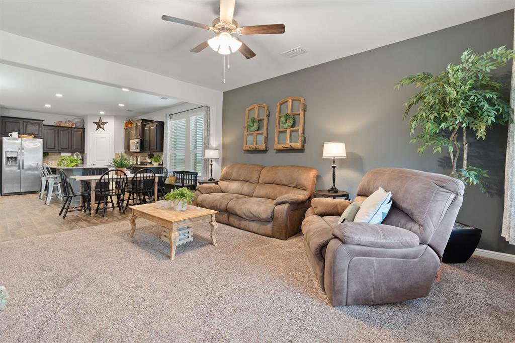 1216 Sausalito Trail