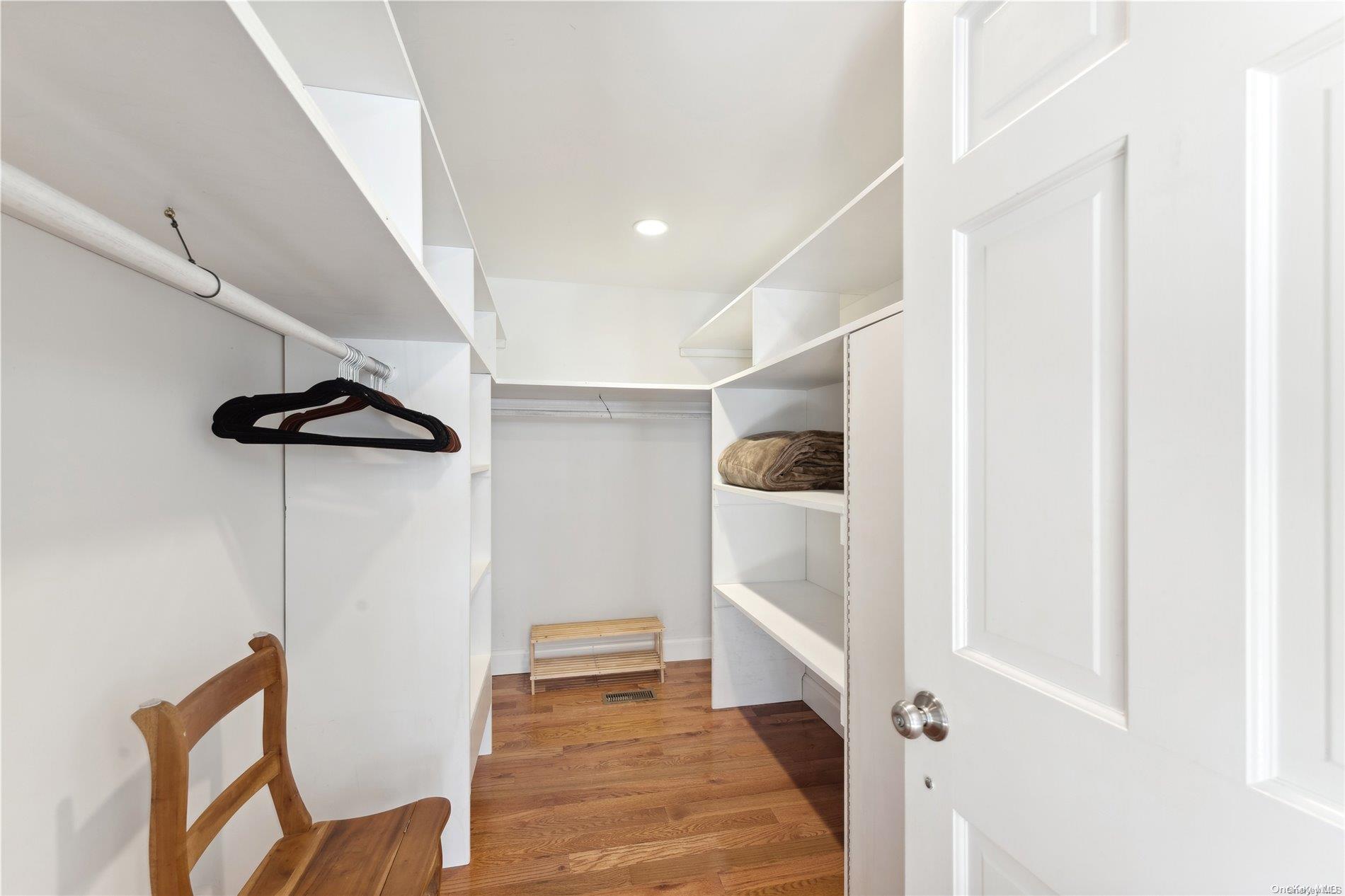 21 Harbor View Avenue