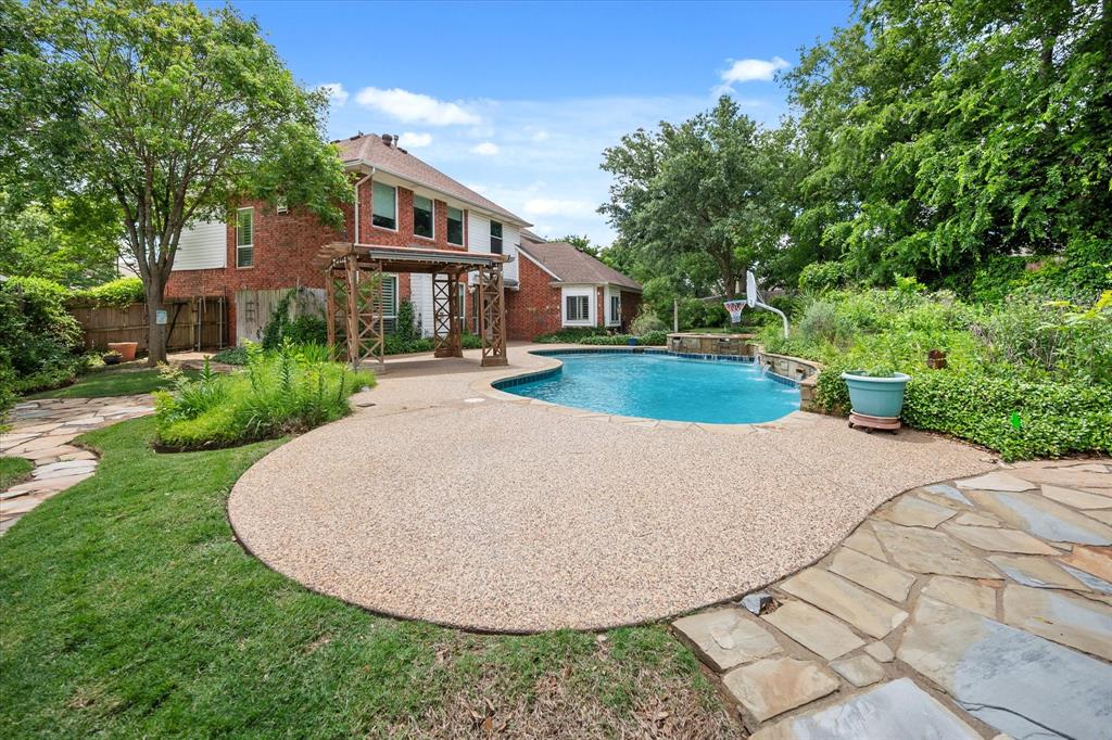 6308 Cobblestone Lane