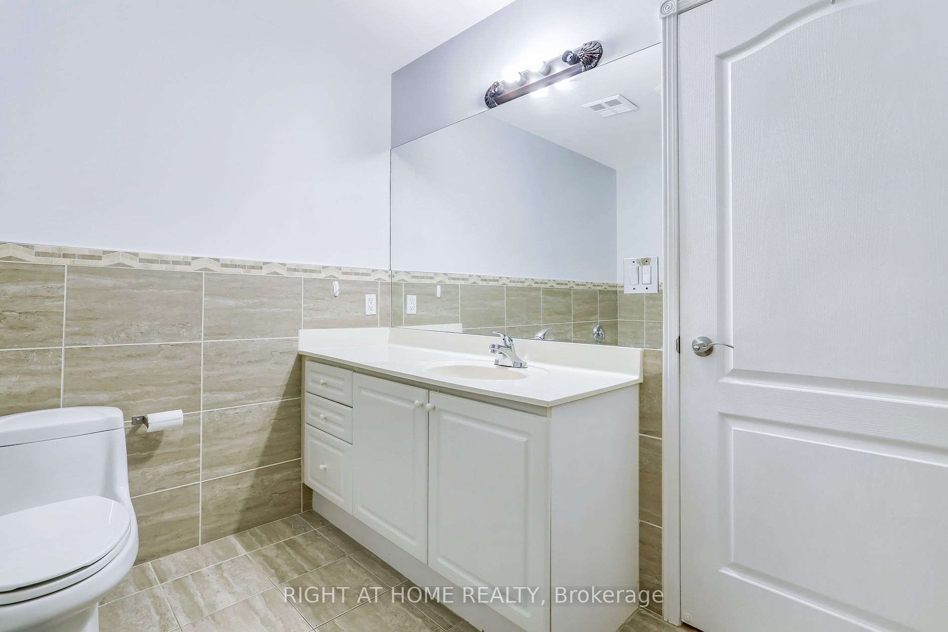 1881 Mcnicoll Ave 105