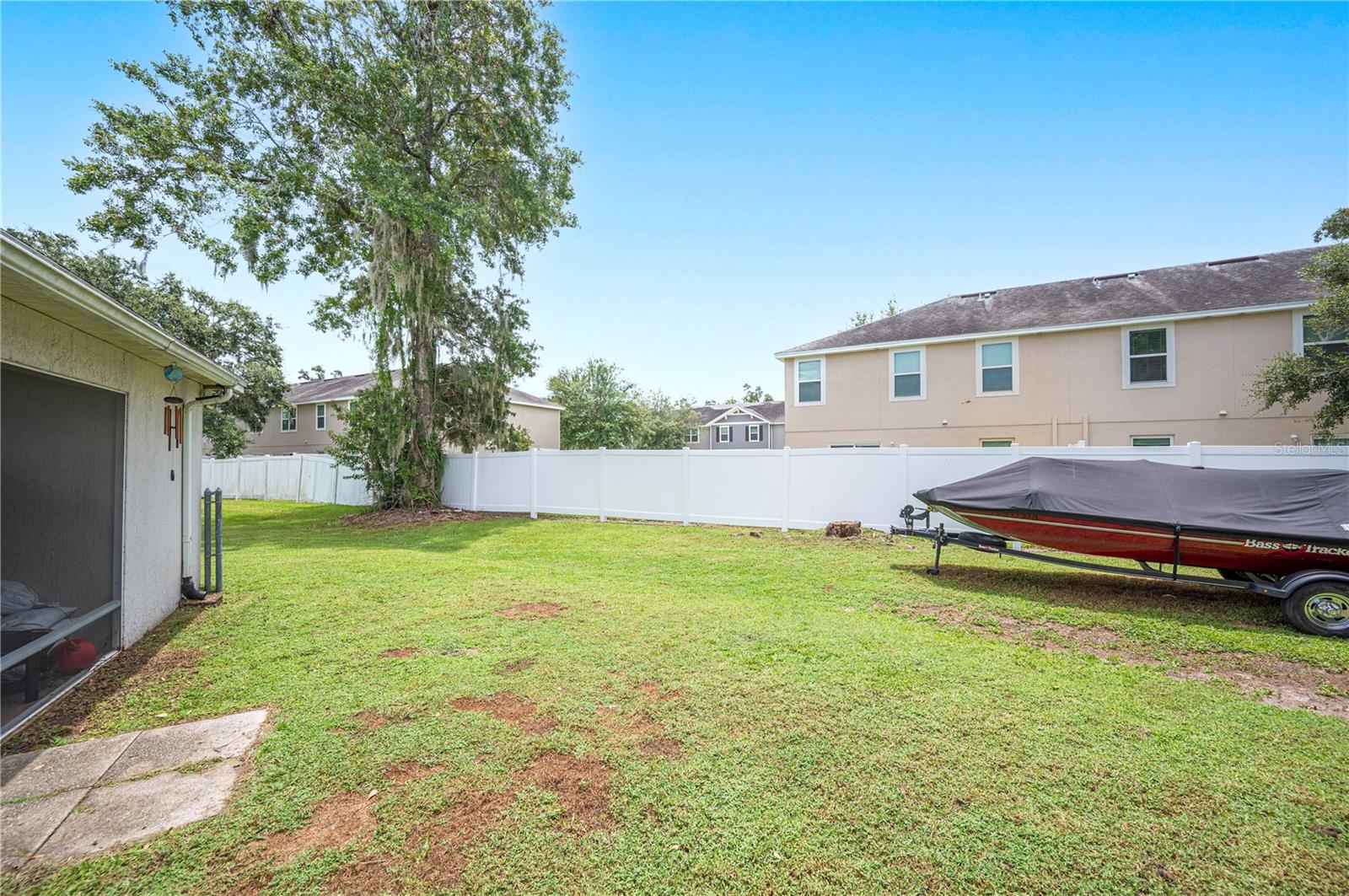 1009 Meadowood Pointe Road