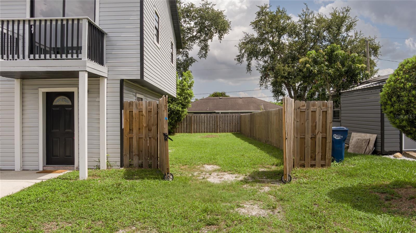 332 48th Street Court W