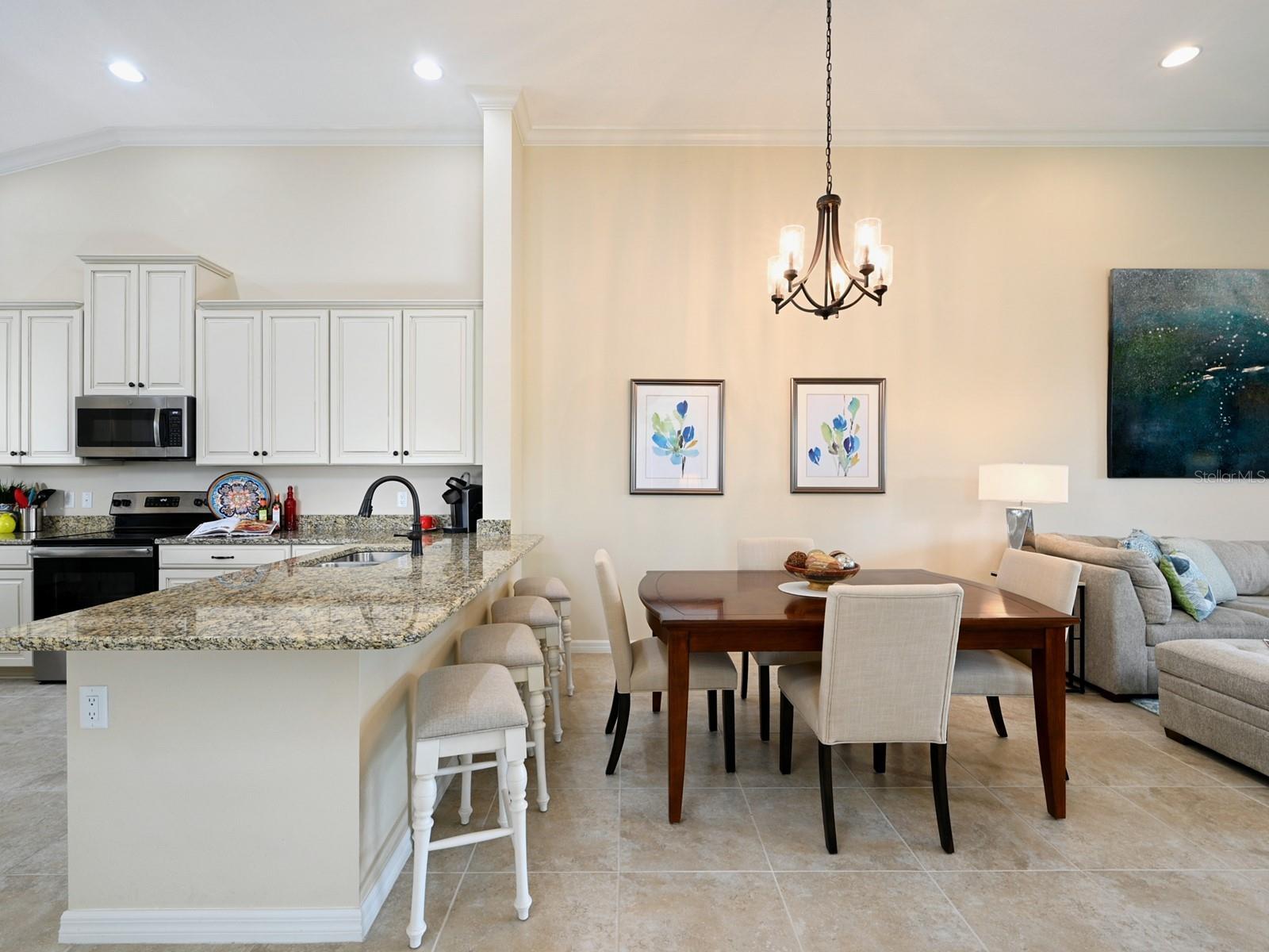 12610 Sorrento Way 204