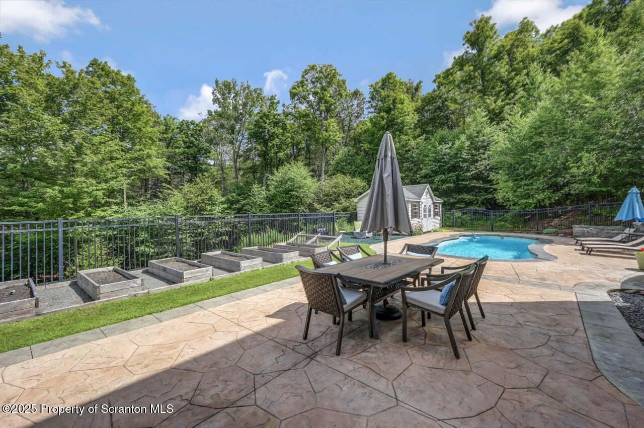 172 Constitution Drive