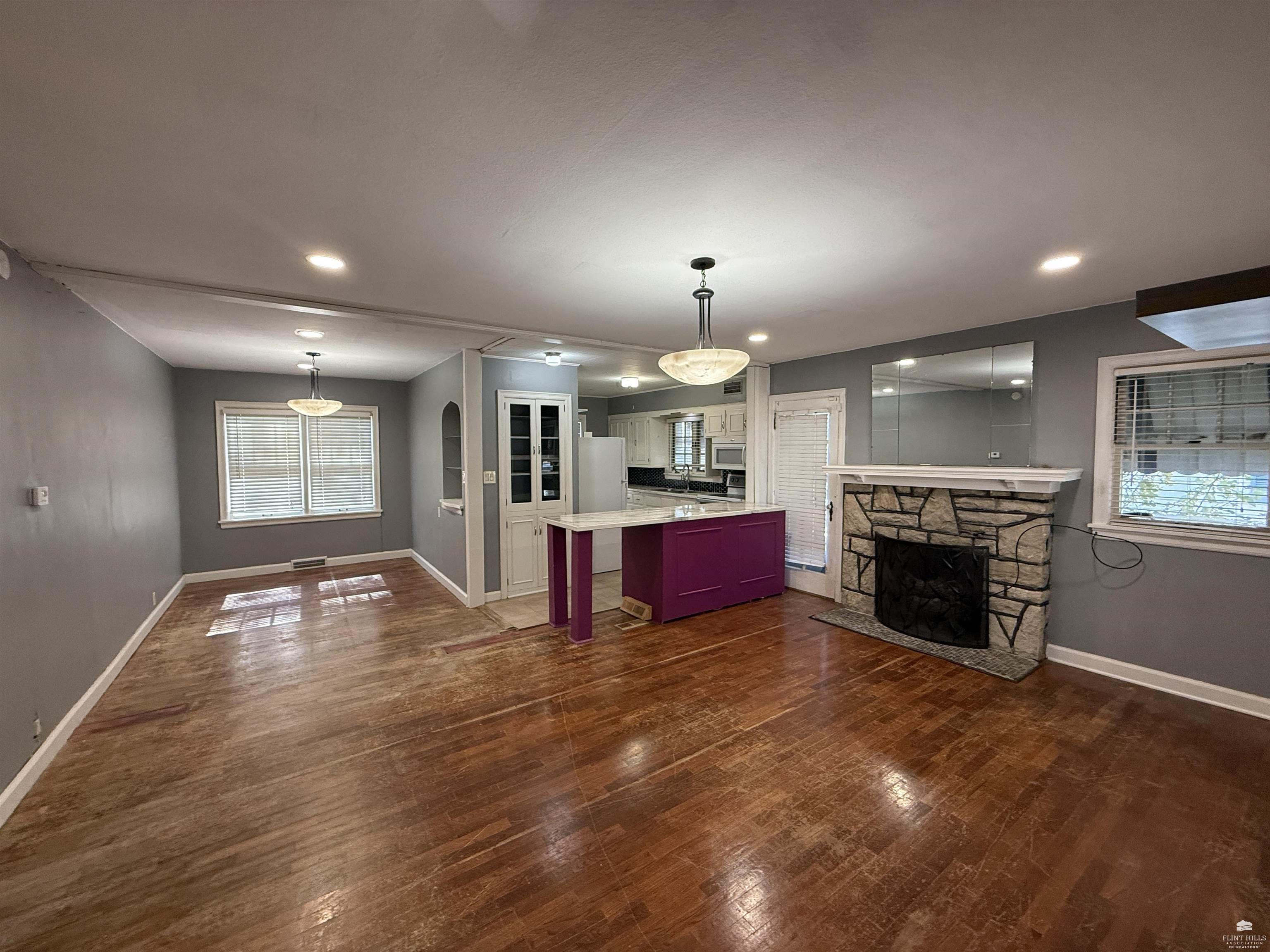 1021 Bertrand Street