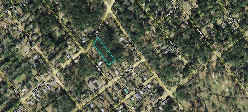 Parcel 003 014015 - 0.73 Acres on Edgewood Circle.