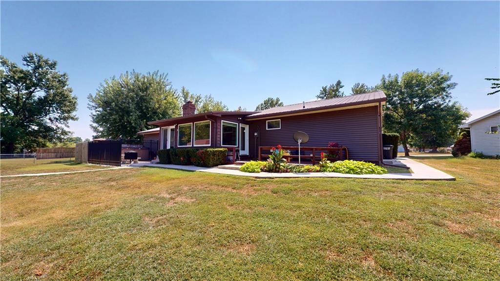 109 E Hardin Place