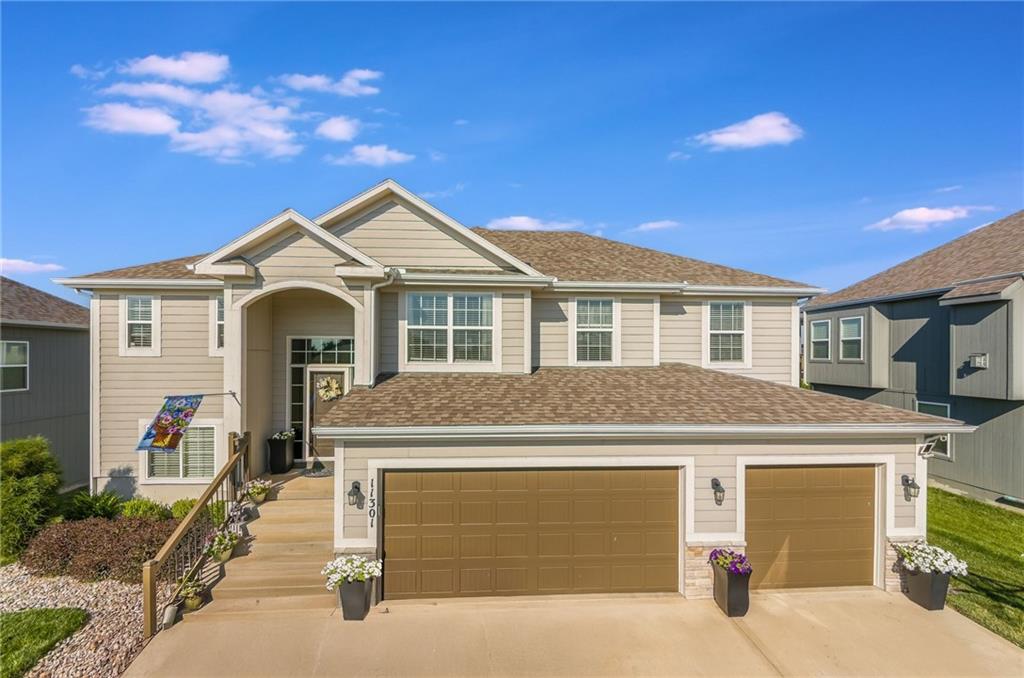 11301 N Bristol Avenue