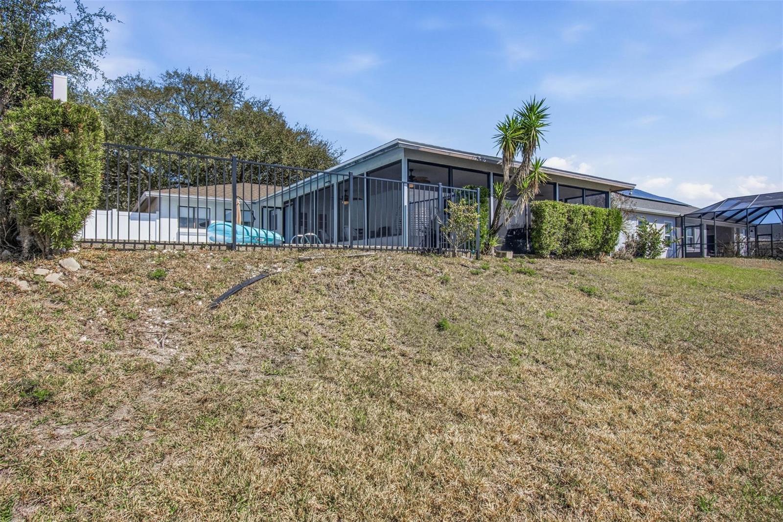 4 Coral Reef Court S