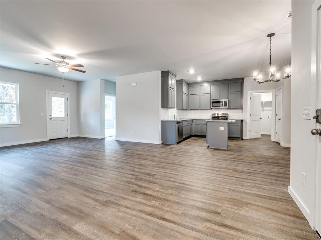 884 Stella Trail