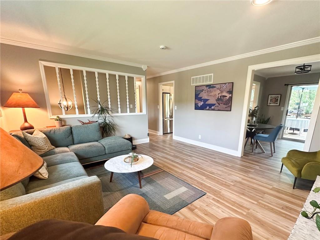 2017 Metropolitan Avenue