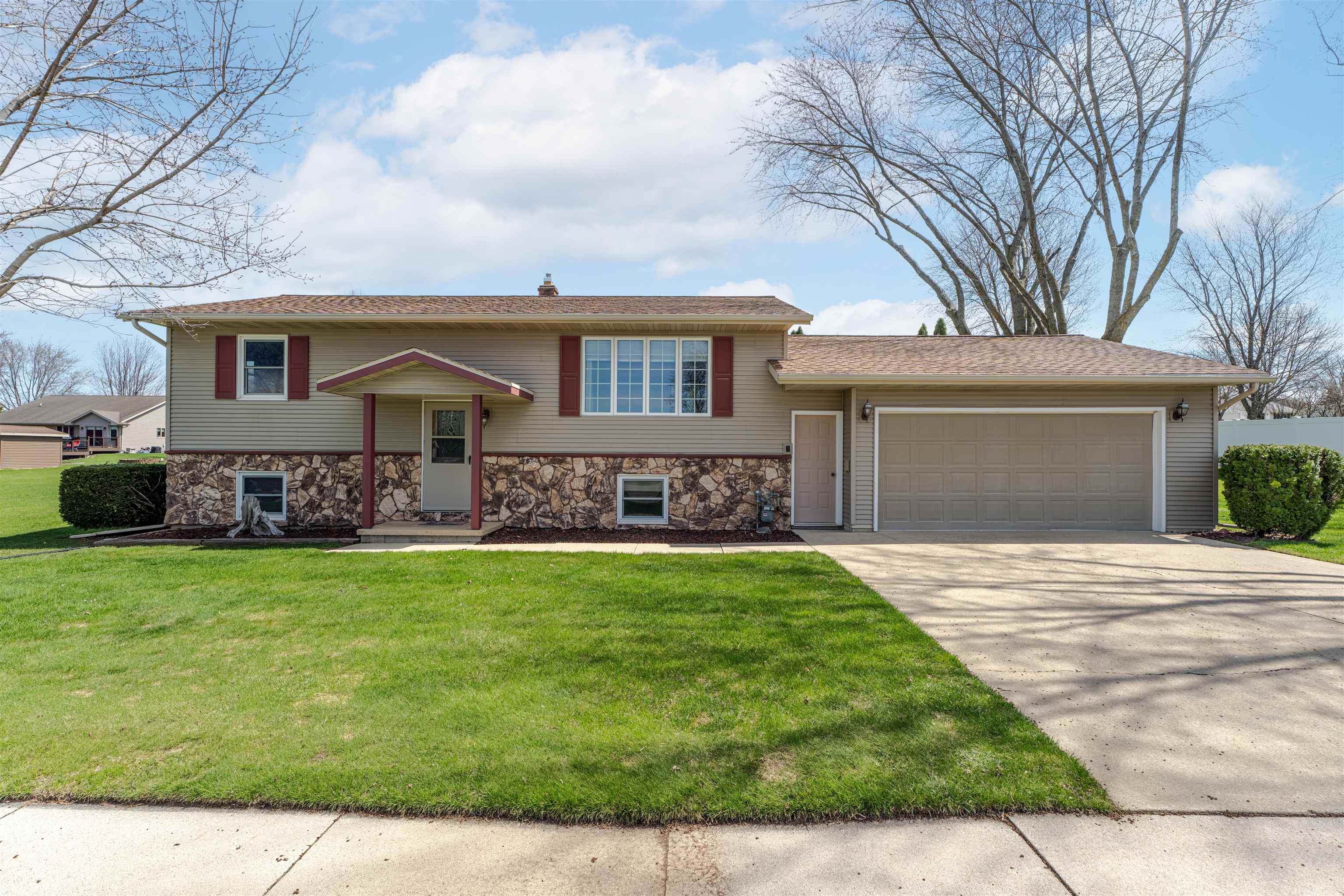 722 Diane Street