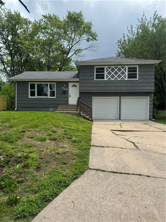 824 SW Pleasant Drive