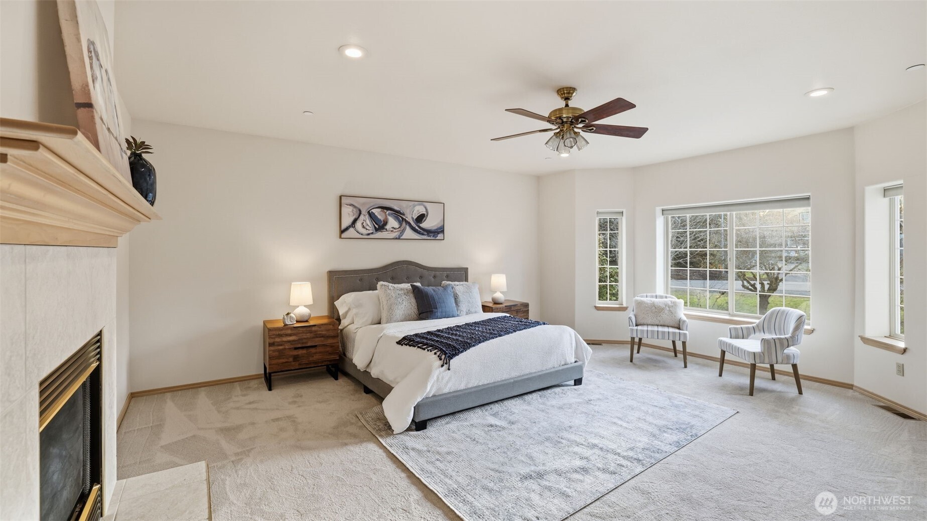 18432 W Lake Desire Drive SE