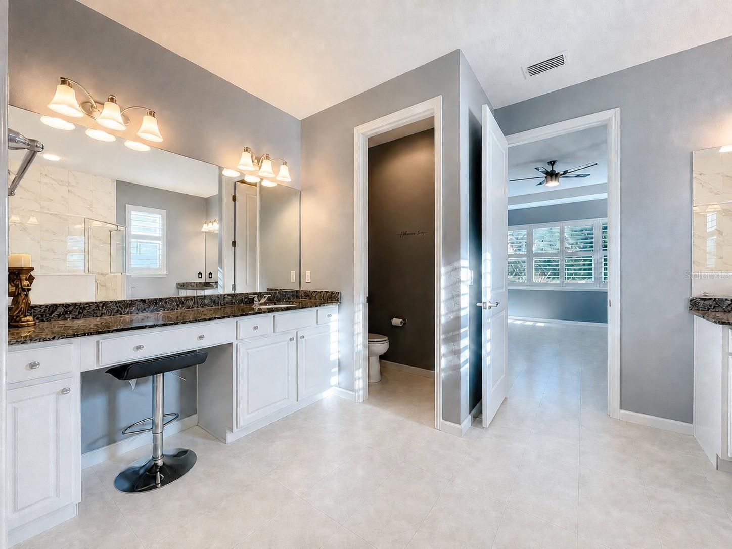 295 Northcote Court