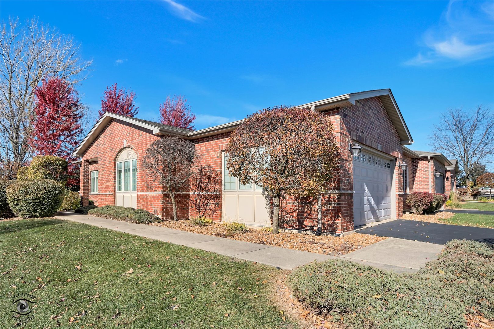 Welcome to your dream townhouse in a highly desired location! This beautifully designed 2-bedroom, 3-bath home offers the perfect blend of style, comfort, and entertainment. The open-concept main floor features a bright living area, a stunning kitchen with sleek finishes, and a dining space ideal for gatherings. You will also find two extremely spacious bedrooms, each with ample closet space. The primary bedroom includes an en suite bathroom with a soaker tub and walk-in shower. The fully finished basement is an entertainer's paradise - complete with a built-in bar, a home theater setup, and plenty of room for guests or game nights. Enjoy low-maintenance living with all the amenities you love, in a location that puts you close to shopping, dining, and transportation.