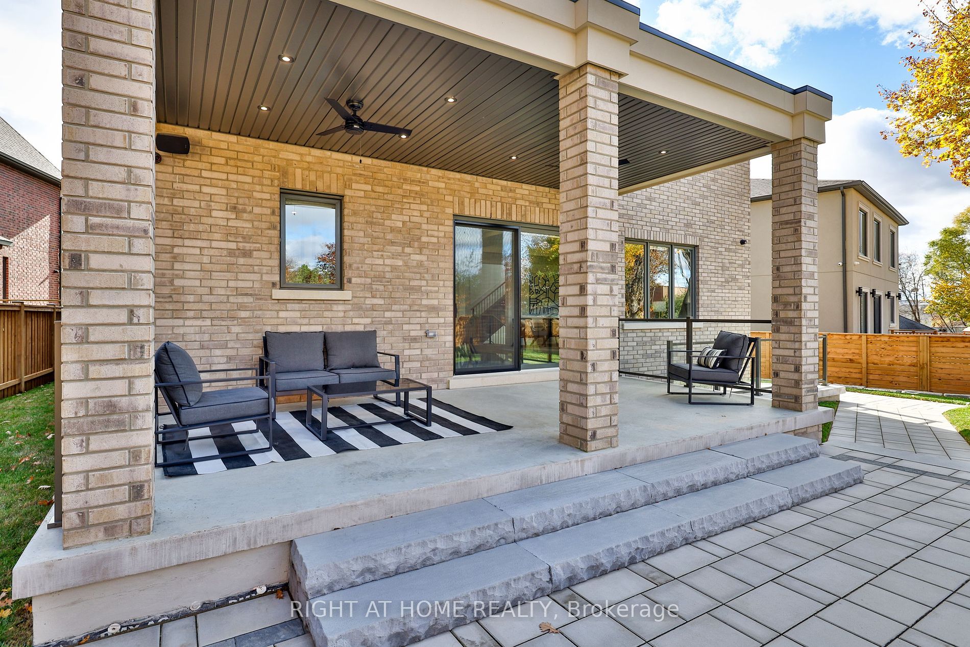 8 Hughson Dr