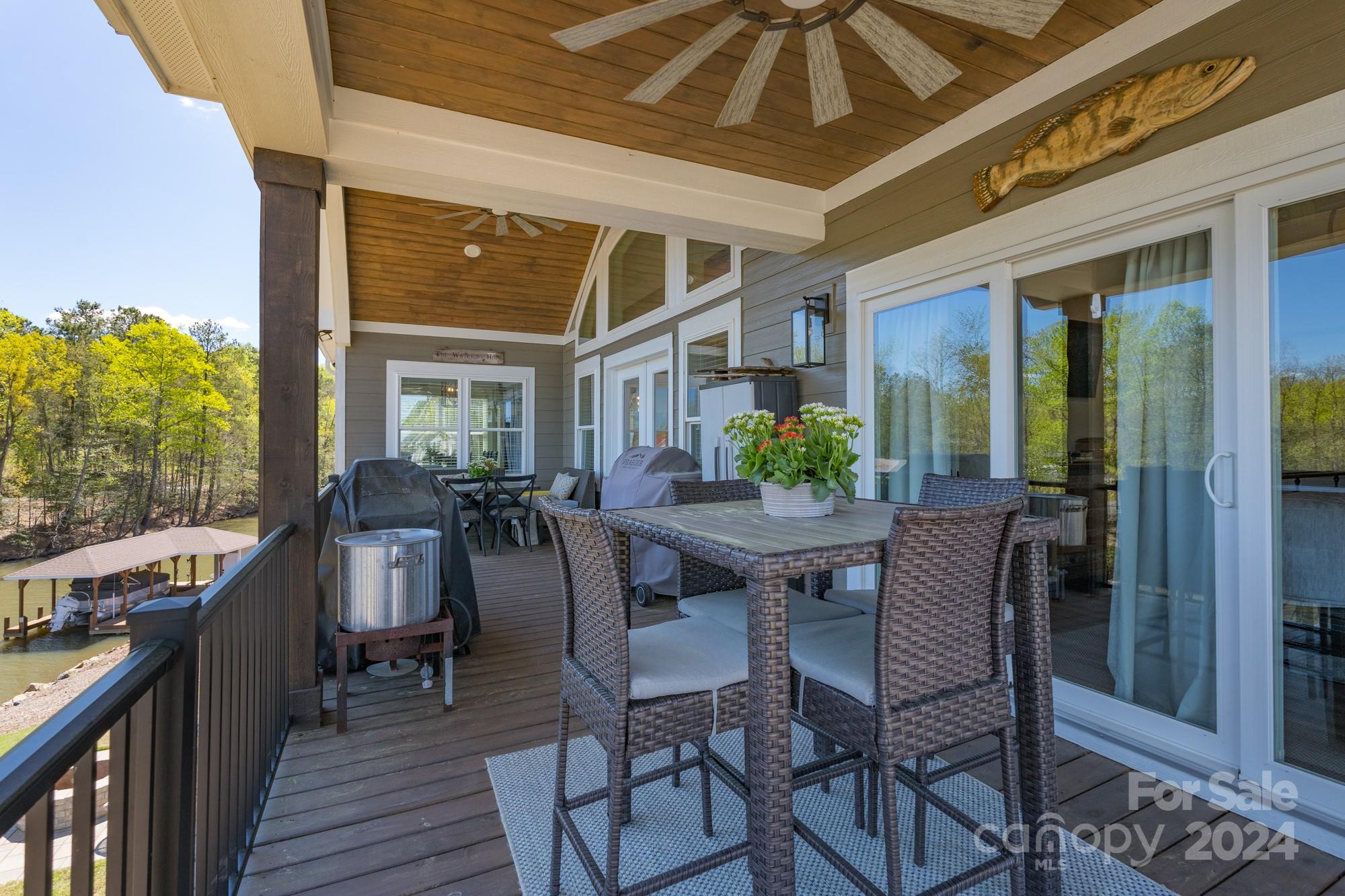 376 Landing Trail