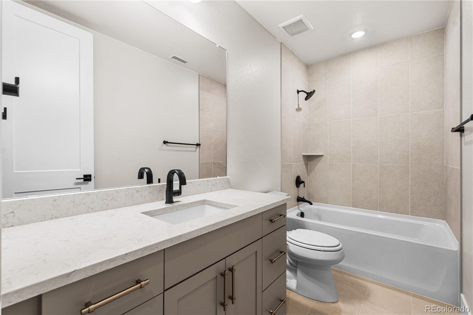 6529 Still Pine Circle