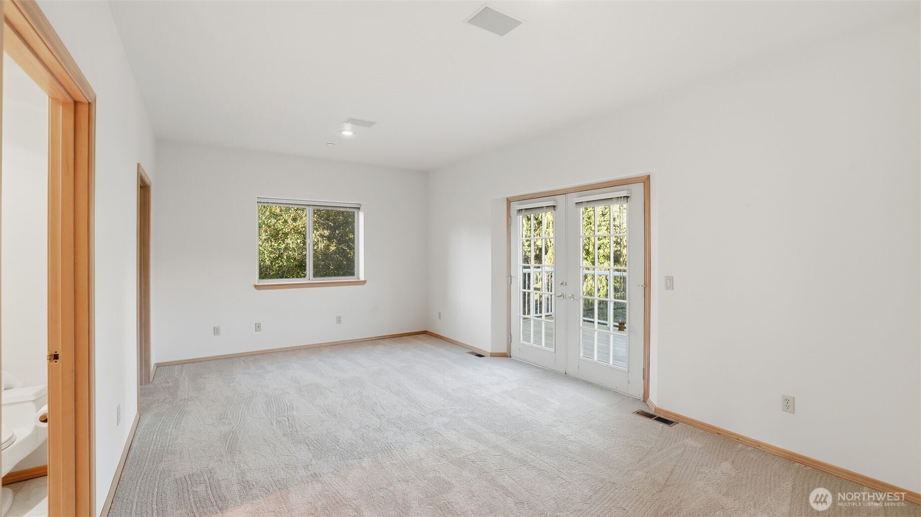 18432 W Lake Desire Drive SE