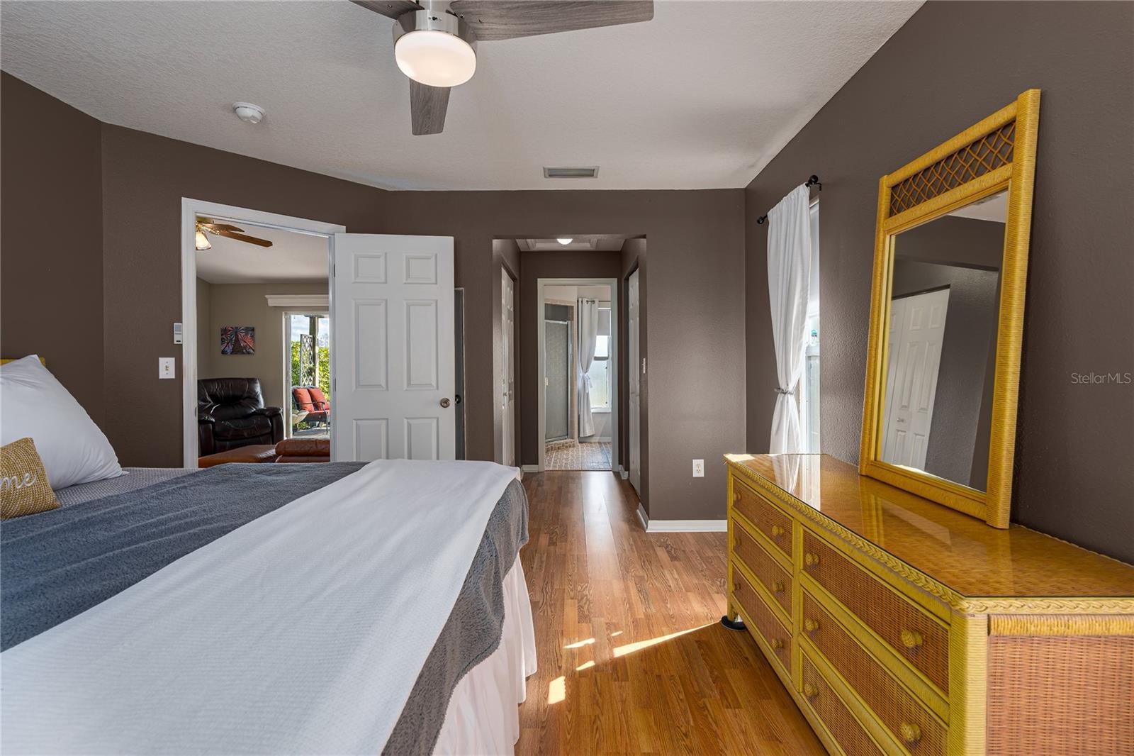 1406 14th Street Court W