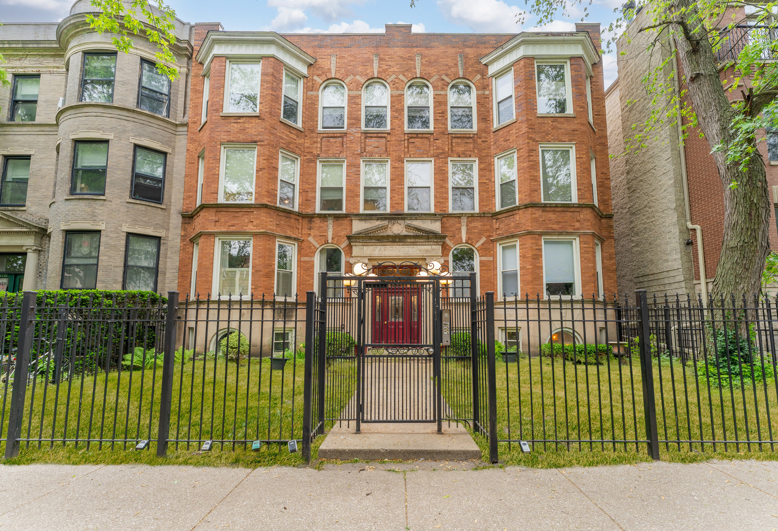 Welcome home to this beautifully updated 2-bed, 2-bath condo nestled on a quiet, tree-lined, one-way street. With a bright, open layout, soaring ceilings, and refinished hardwood floors throughout, this home perfectly blends comfort and style. Relax by the cozy gas fireplace or entertain in the fully renovated kitchen, complete with 42" cabinets, quartz countertops, an extended island, under-cabinet lighting, and stainless steel appliances. The primary suite feels like a retreat, featuring a custom walk-in closet and a spa-inspired bathroom with a double vanity, walk-in shower, and jetted tub. Enjoy peace of mind with thoughtful upgrades, including a new furnace and A/C (2025), washer/dryer (2023), master closet organizers (2023), Toto toilets (2023), and beautifully updated floors and kitchen (2023).    Additional perks include in-unit laundry, a home office nook, a private patio, central heat/air, and gated exterior parking (included). The building has also been well cared for, with improvements like insulated pipes and updated stairways. All of this just minutes from the Red Line, Montrose Beach, dog parks, shopping, dining, nightlife, and more. Don't miss this perfect blend of city living and modern comfort!